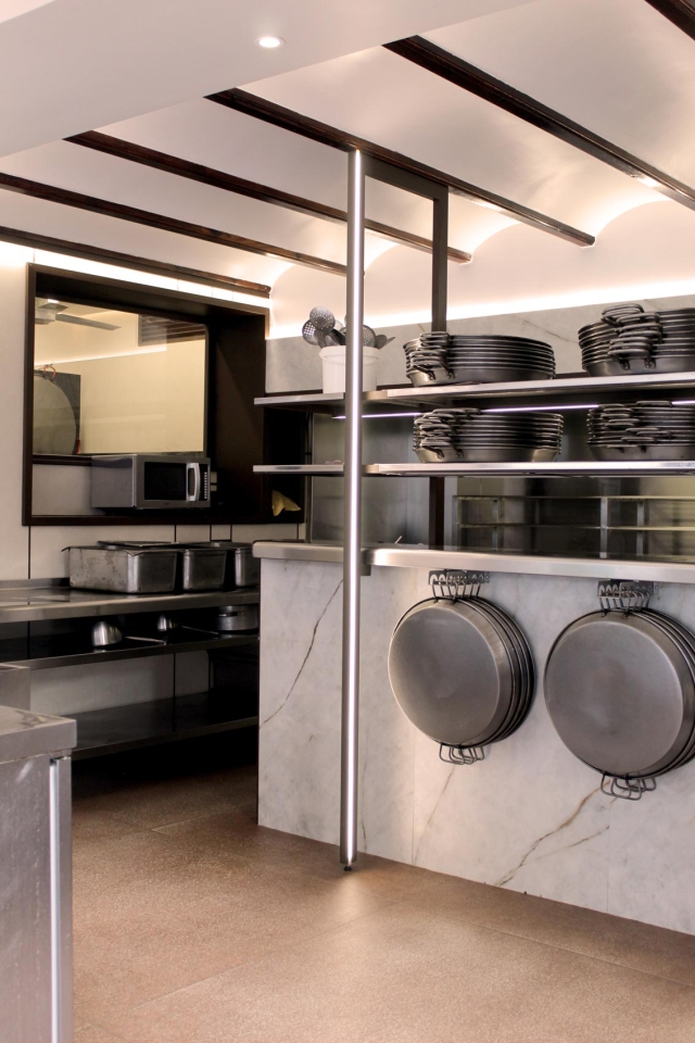 Interior-vista-hacia-ventana